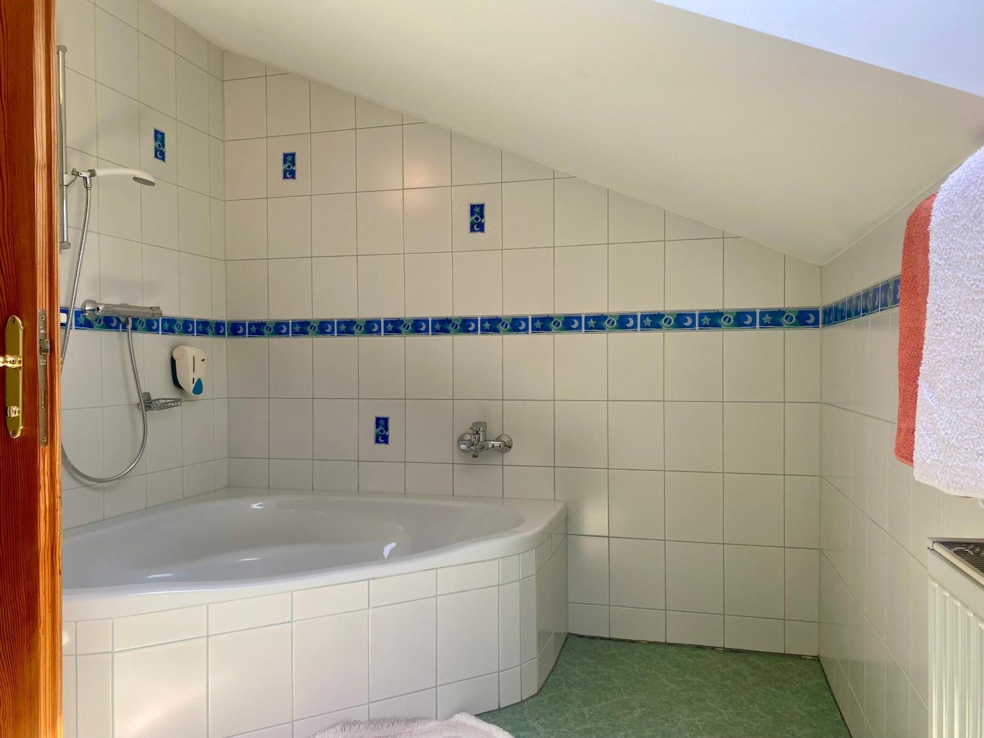 Wirtshausbrennerei Krenn Yspertal Quarto foto